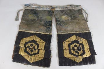 Harnas - Japan - E3-561 Maruni Kikkomon Haidate of Samurai, Antiek en Kunst