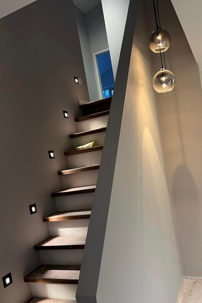 Renovatiebedrijf - Eindhoven en omgeving, Diensten en Vakmensen, Klussers en Klusbedrijven, 24-uursservice, Garantie