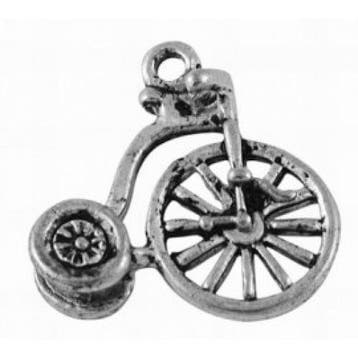 4 x Metalen bedel van een oude fiets 18 x 17mm antiek zil..., Ophalen of Verzenden, Nieuw, Kraal