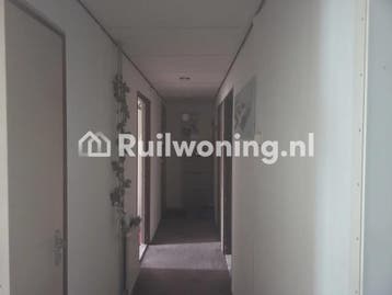 Flat in Rotterdam, Hoogvliet: 3 kamers, €650