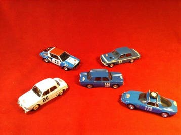 Altaya, Solido 1:43 - Model raceauto (5) - 1) Renault, Nieuw