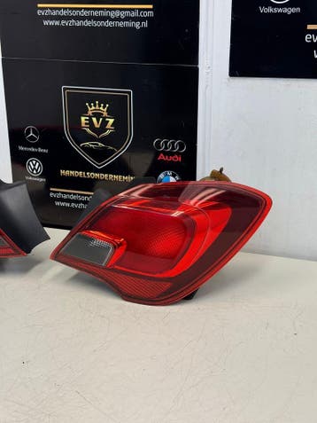 Opel Corsa E achterlicht set rechts en links bj.2015, Auto-onderdelen, Verlichting, Gebruikt, Opel