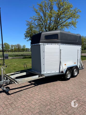 Prachtige 2 paards mentrailer! Aluminium opbouw!, Ophalen, Zo goed als nieuw, 2-paards trailer