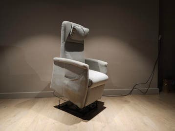 Fitform relax en sta op stoel, mini uitvoering grijs stof, Huis en Inrichting, Fauteuils, Minder dan 50 cm, Minder dan 75 cm, Stof
