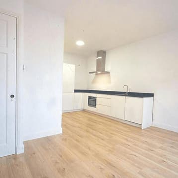 Appartement in Rotterdam gevonden voor €1750,- pm, Huizen en Kamers, Huizen te huur, Rotterdam, Direct bij eigenaar, Appartement