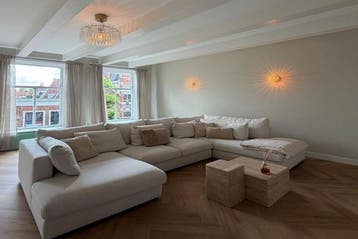 Appartement Grote Houtstraat in Haarlem, Via bemiddelaar, Noord-Holland, Appartement, Haarlem