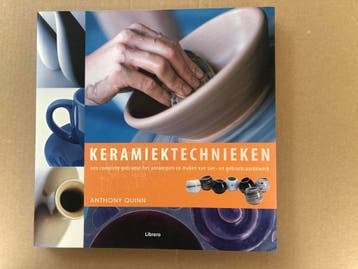 Keramiektechnieken - Handleiding Gebruiks- en Sieraardewerk, Boeken, Ophalen of Verzenden, Zo goed als nieuw, Kleien en Boetseren