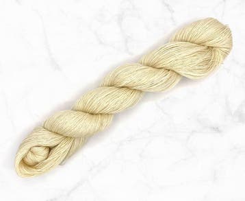 Ongeverfd Merino Lace garen, Hobby en Vrije tijd, Ophalen of Verzenden, Nieuw, Breien of Haken, Wol of Garen