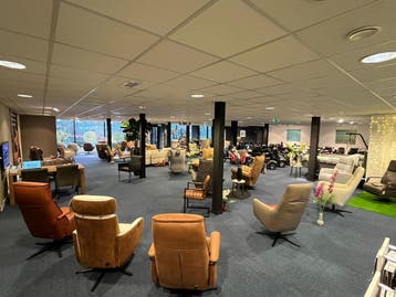 Showroom sta op stoelen met hoge korting! bij SENIORENWINKEL, Verzenden, Nieuw, Leer