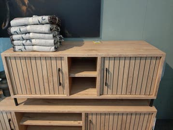 TV-meubel Mena - 138cm **SHOWROOMMODEL**, Nieuw