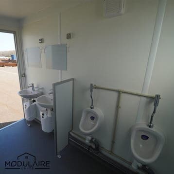 Toiletunit te koop vanuit voorraad (NIEUW), Zakelijke goederen, Machines en Bouw | Keten en Containers, Ophalen