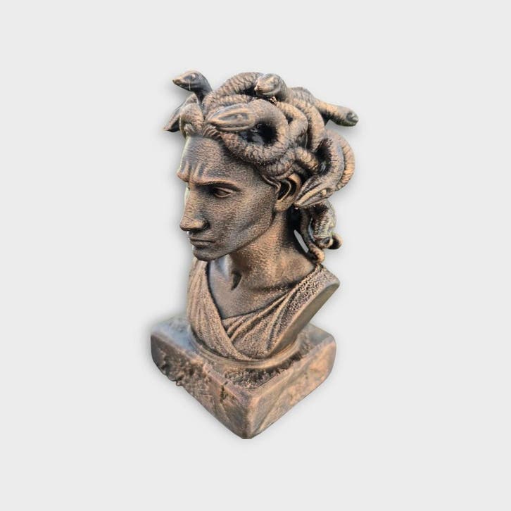 Bust of a Medusa statue - handpainted home decor mythical lo, Verzamelen, Beelden en Beeldjes, Nieuw, Verzenden