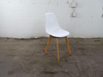 Tweedehands kantinestoel wit kunststof stapelbaar houten, Verzenden, Gebruikt, Kunststof