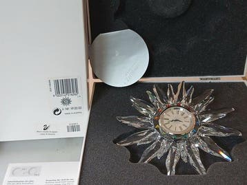 Swarovski - Adi Stocker - Figuur - Tischuhr Solaris mit Box