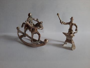 NO RESERVE - Weeda/Stout - Miniatuur hobbelpaard en smid -