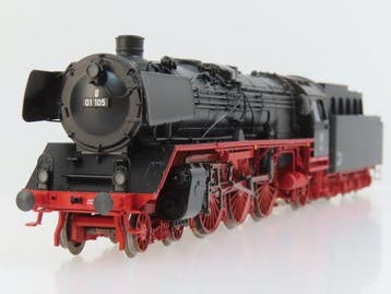 Märklin H0 - 39004 - Stoomlocomotief met tender (1) - BR 01,, Nieuw