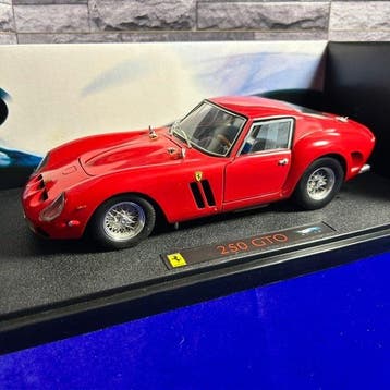 Hot Wheels 1:18 - Modelauto - Ferrari 250 GTO Rosso Corsa -, Nieuw