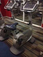 NU FAILLISSEMENT hometrainer / Upright bike Technogym excite, Zo goed als nieuw, Metaal, Benen, Hometrainer