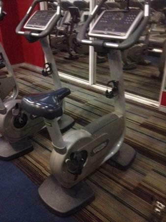 NU FAILLISSEMENT hometrainer / Upright bike Technogym excite, Sport en Fitness, Fitnessapparatuur, Hometrainer, Zo goed als nieuw
