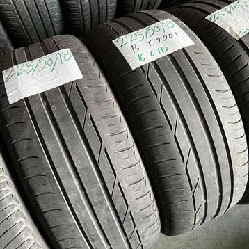 2 x Bridgestone Turanza T001 225-50-18 Zomerbanden 4,5mm, Auto-onderdelen, Banden en Velgen, 18 inch, Gebruikt, Ophalen of Verzenden
