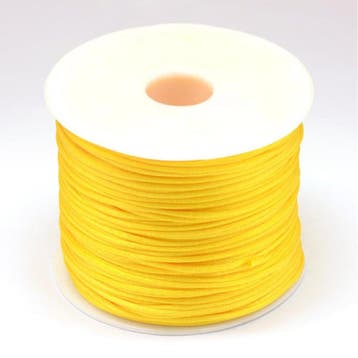 2 meter satijnkoord  macramé koord van ca. 1,5 mm Yellow, Ophalen of Verzenden, Nieuw, Draad