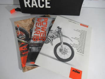 KTM 125 250 300 EXC KTM Map handleiding, Ophalen of Verzenden, Nieuw