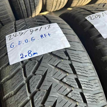 4 x Goodyear Eagle UltraGrip 225-50-17 RFT Winterbanden 8mm, Gebruikt, 17 inch, Band(en), Personenwagen