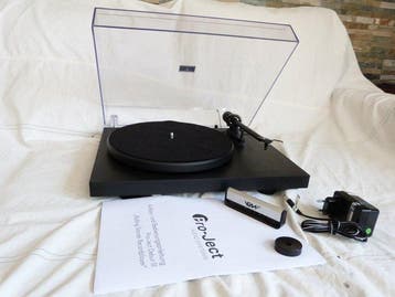 Pro Ject - Debuut III Platenspeler, Nieuw