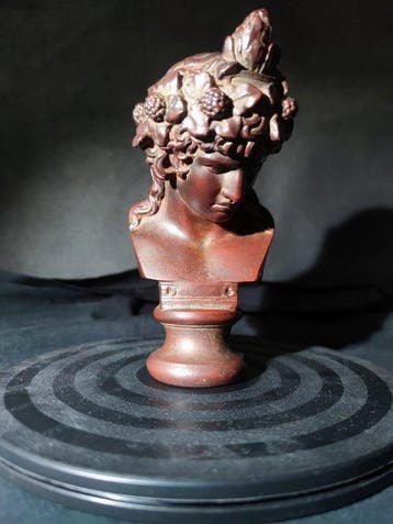 sculptuur, Bust of Dionysus, the Greek God of Wine - 16 cm -, Antiek en Kunst, Curiosa en Brocante