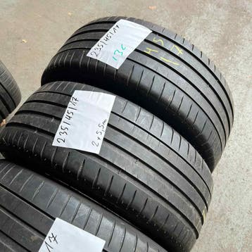 4 x Michelin Pilot Sport 4 235-45-17 Zomerbanden 5,5mm, Gebruikt, 17 inch, Ophalen of Verzenden, 235 mm