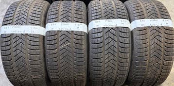 4x245-40-18 Pirelli Winter RFT 4x7.5mm €70 PerBand 245 40 18, Ophalen, 18 inch, Winterbanden, Band(en)