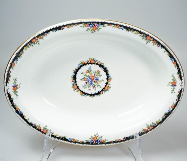Wedgwood Osborne Broodschaal, Huis en Inrichting, Keuken | Servies, Nieuw, Overige materialen, Overige stijlen, Verzenden
