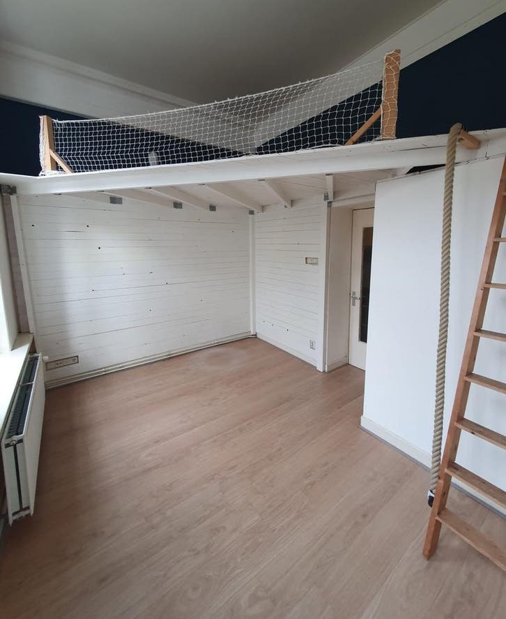 Studio te huur/Expat Rentals aan Oudegracht in Utrecht, Huizen en Kamers, Expat Rentals, Studio