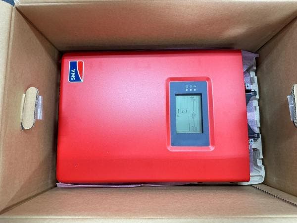 Veiling - Sunny Boy - SB2500HF-30 omvormer zonnepanelen, Doe-het-zelf en Verbouw, Zonnepanelen en Toebehoren