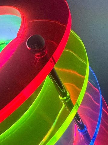 Tafellamp - Plastic - Lampada time tunnel, Antiek en Kunst, Antiek | Lampen