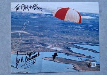 Felix Baumgartner – Gesigneerde Red Bull Stratos-foto - 2012, Nieuw