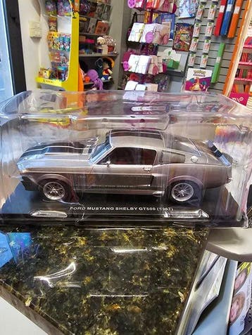 Model Icons 1:18 - Modelauto - Ford Mustang Shelby GT500, Nieuw