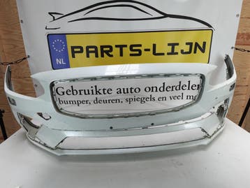 Gebruikte voorbumper (bovendeel / frame) voor Volvo XC60 II, Ophalen of Verzenden, Nieuw