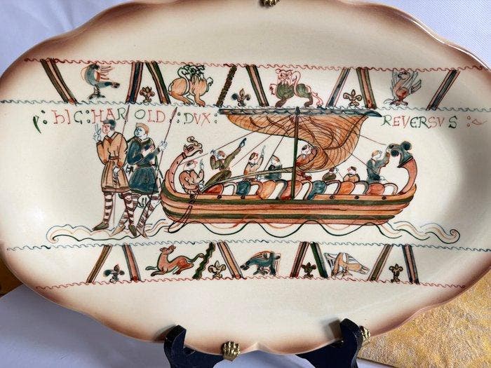 Decoratief dienblad - Baie Du St. Michel Pottery - Hier is, Antiek en Kunst, Curiosa en Brocante