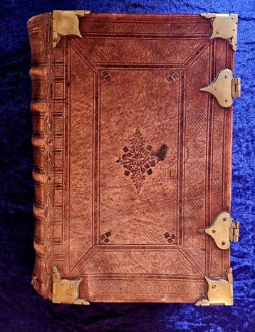 Old and New Testament and Apocryphal Books - 1704