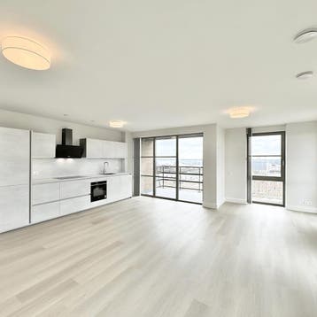 Appartement in Almere gevonden voor €2100,- pm, Huizen en Kamers, Huizen te huur, Direct bij eigenaar, Almere, Appartement, Almere