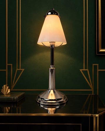 Tafellamp - Art Deco chromen lamp met opaline glazen kap -