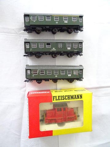 Fleischmann H0 - 4203 - Diesellocomotief (1) - 1 diesellok, Nieuw