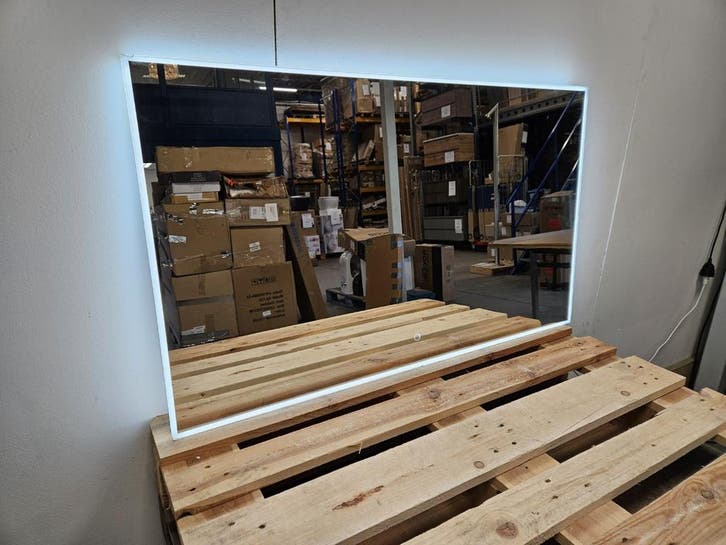 Spiegel Sanilux Mirror Infinity 120 x 70 x 4,1 cm LED, Doe-het-zelf en Verbouw, Sanitair, Overige typen, Nieuw, Glas, Ophalen of Verzenden