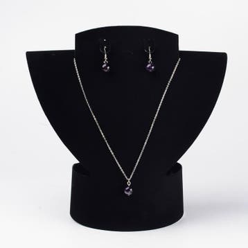 Mooie buste met zwart velours look om kettingen en oorbel..., Ophalen of Verzenden, Nieuw