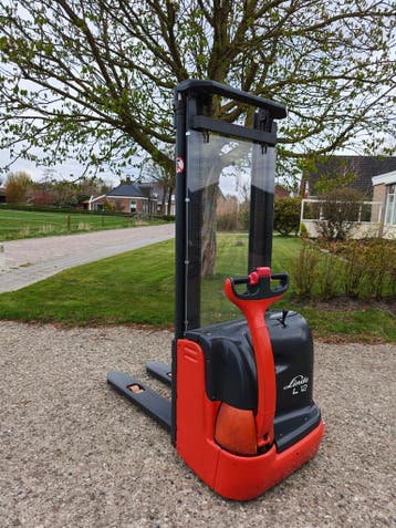 Nette Linde L12 stapelaar 1200kg 3.0m hefhoogte, Zakelijke goederen, 1000 tot 2000 kg, Verzenden, Elektrisch, Stapelaar