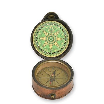 A BRASS COMPASS IN PU CASING (Beeldjes - Decoratie), Verzenden, Nieuw