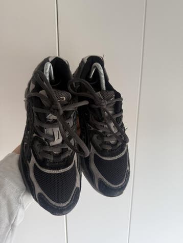 Asics Gel-NYC – Graphite Grey/Zwart – Maat 36, Kleding | Dames, Verzenden, Zwart, Sneakers of Gympen, Gedragen