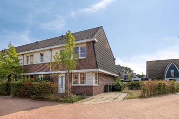 Te huur: Huis Paardenkastanjeplein in Blaricum, Blaricum, Noord-Holland