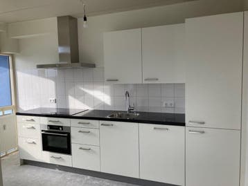 Te huur: Appartement Erasmusstraat in Apeldoorn, Huizen en Kamers, Gelderland, Apeldoorn, Appartement